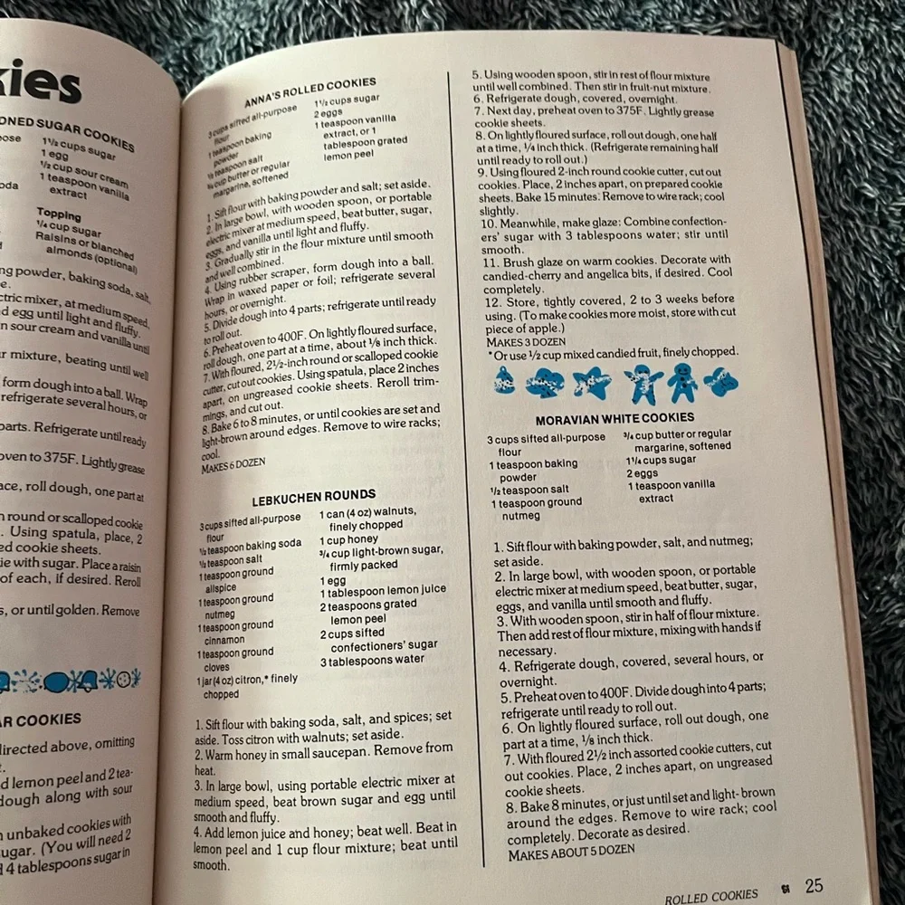 McCall's Cookie Collection Cookbook